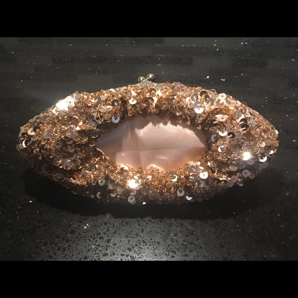 Vintage Sequined Evening Purse - Picture 7 of 8